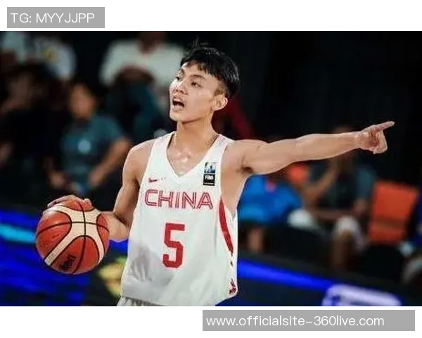 徐杰：从篮球新星到职业生涯的辉煌转折点探索与成长之路